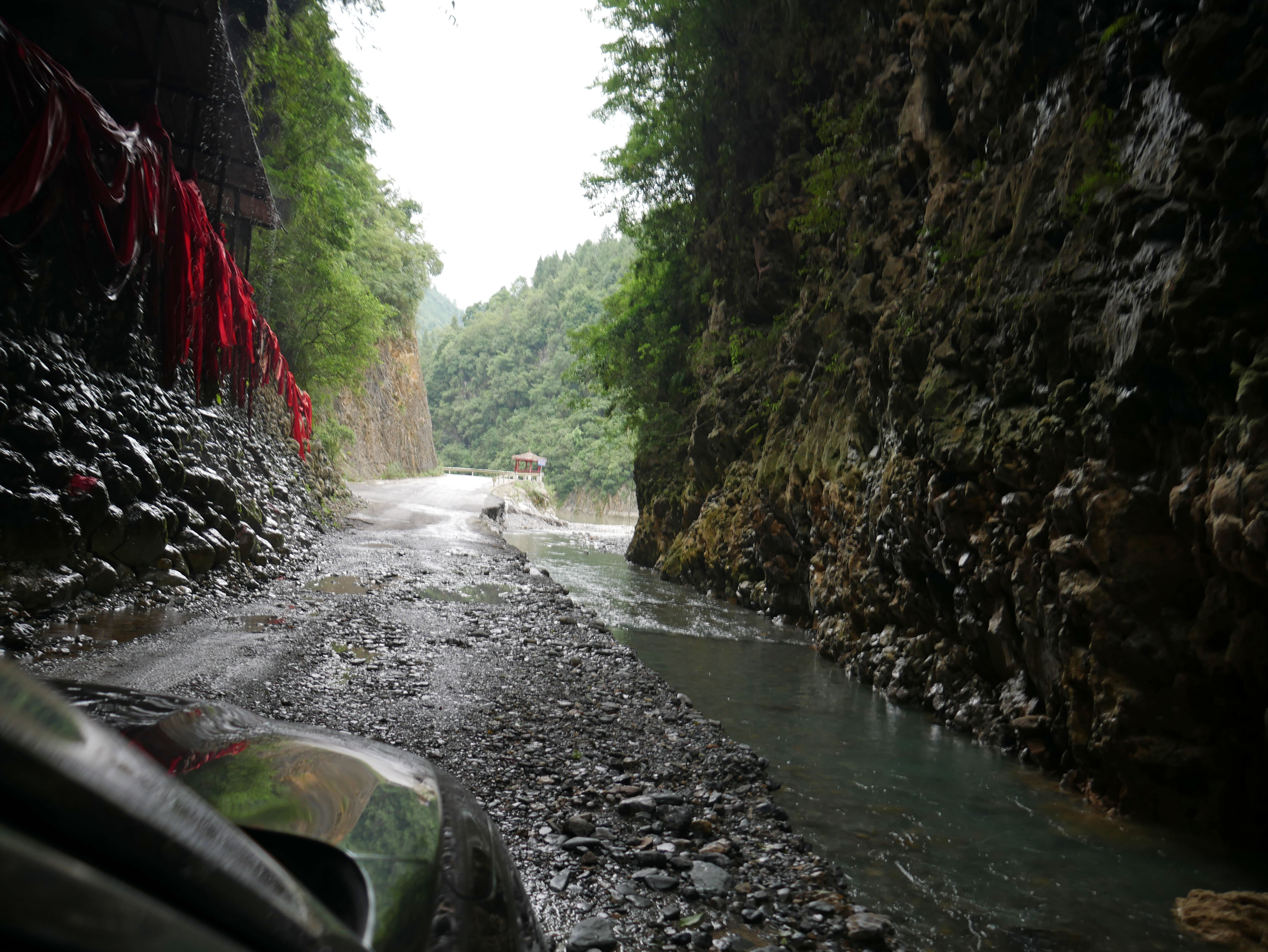 NanchanggouAreaCreek.JPG