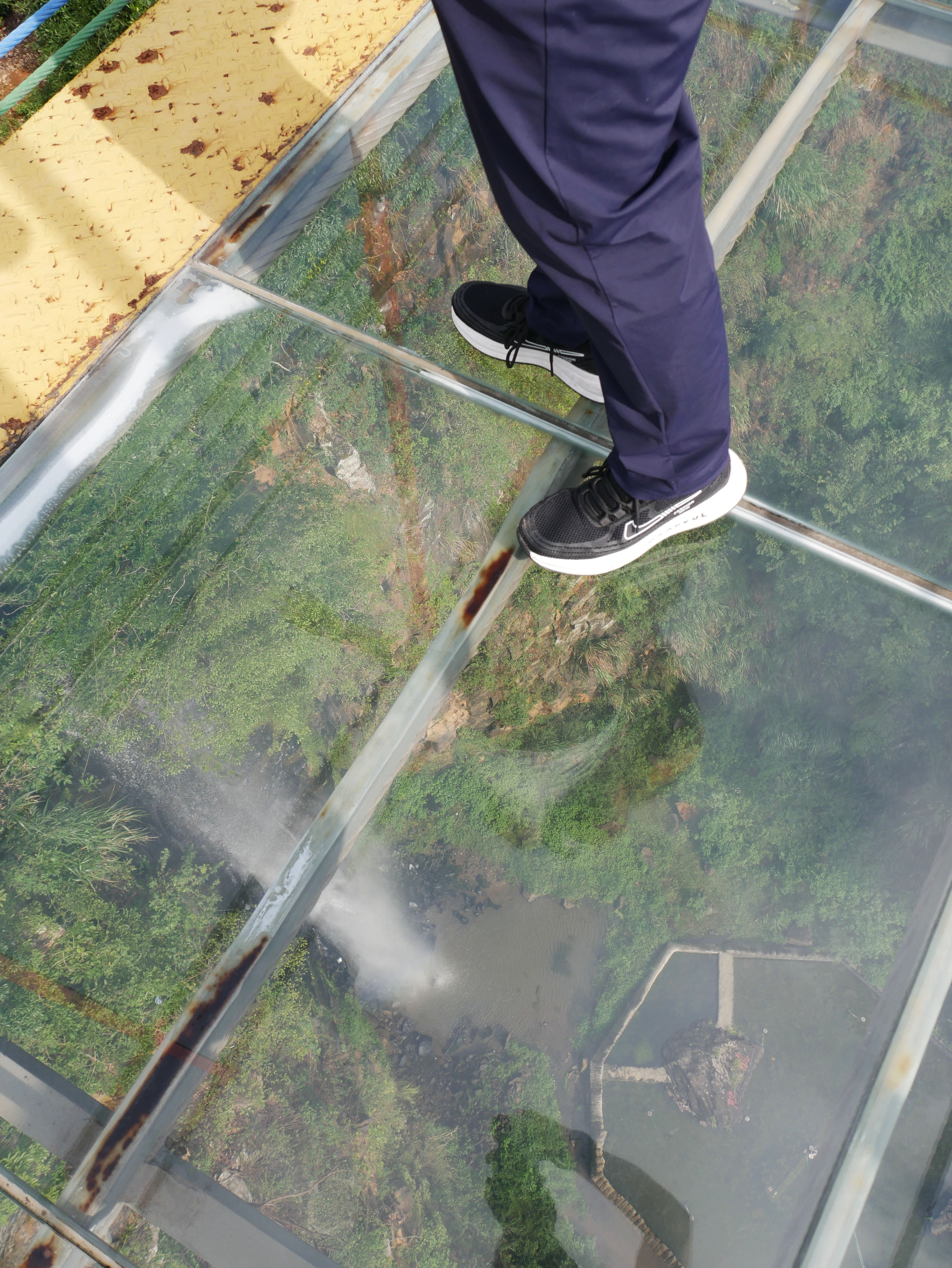 WulongGorgeFootbridgeGlassWaterfall.JPG