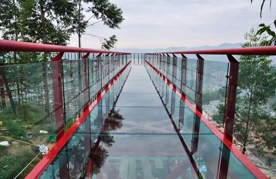 Wangnaishan Platform Deck.jpg