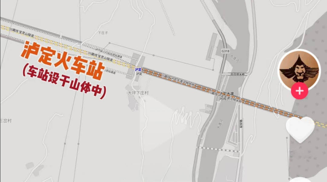 Daduhe Railway Bridge ChuanzangStation.jpg