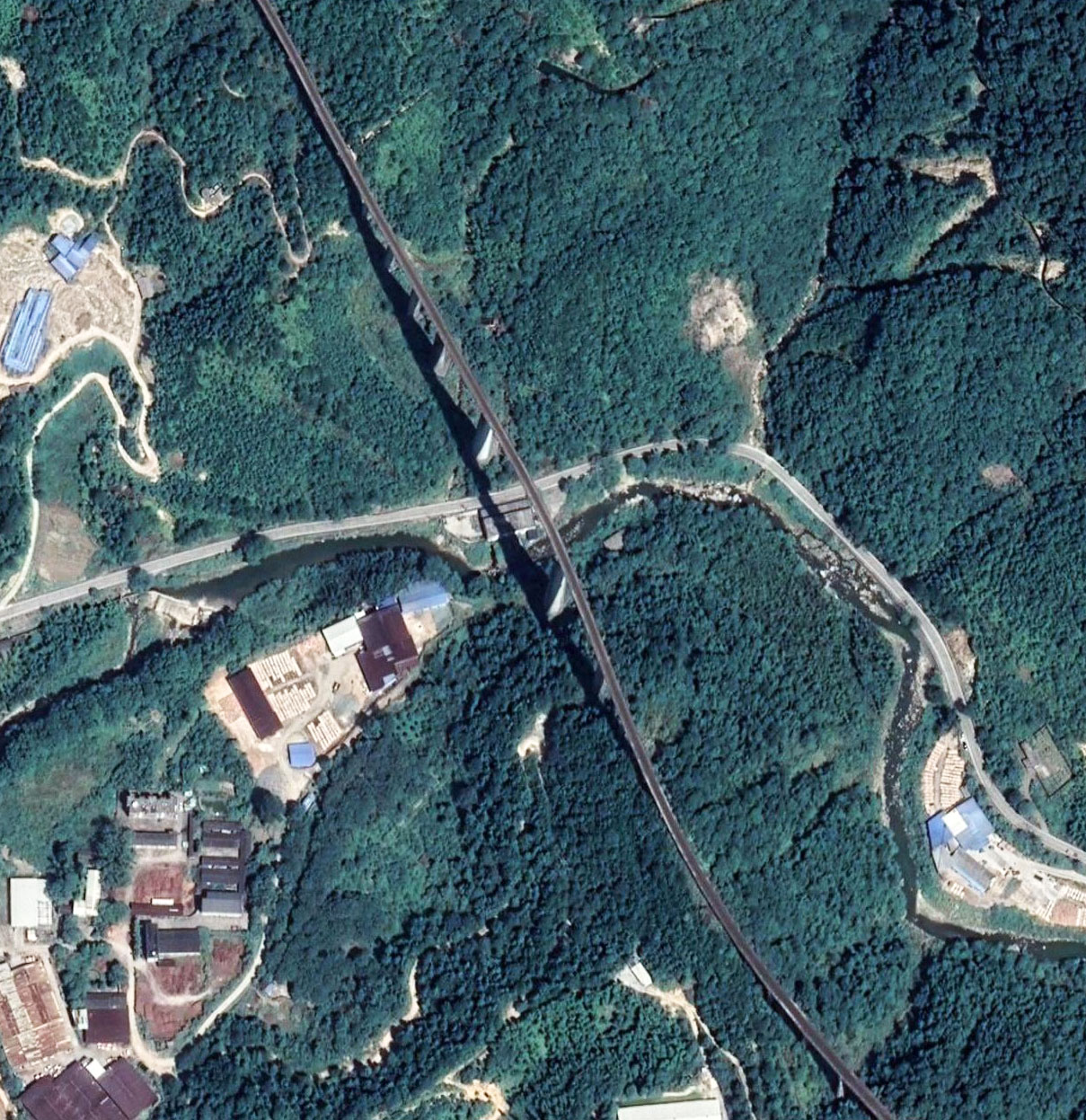 Yuziying Railway Satellite.jpg