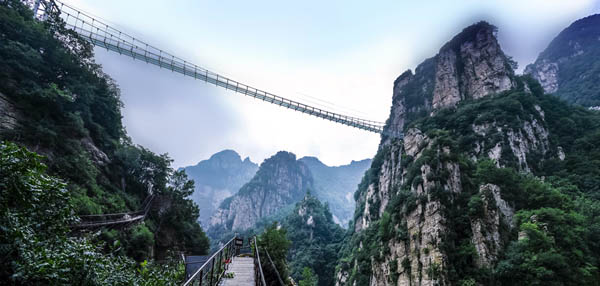 Yunmengshan GlassSkyMountain.jpg