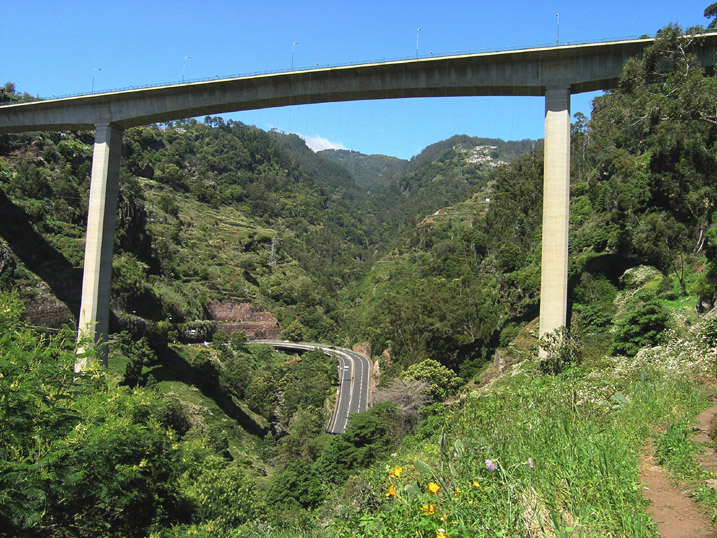 File:2JoaoSkyNewTomorrow.jpg