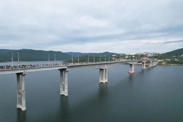 File:JialingjiangNanliu3.jpg