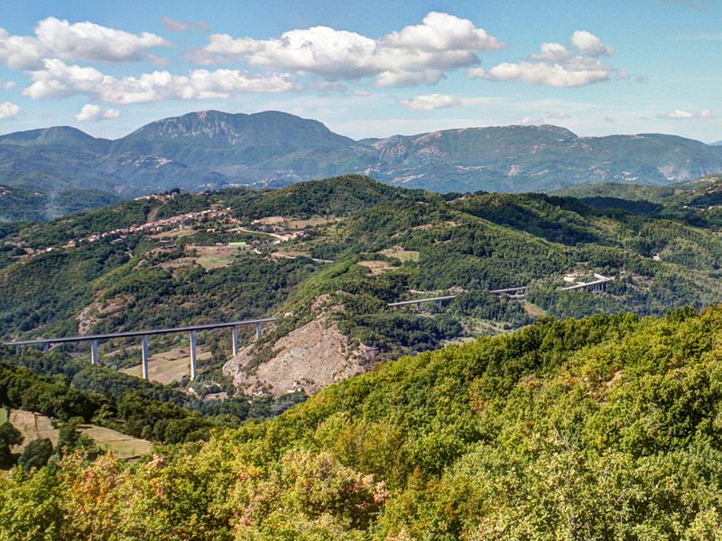 File:RioTorto Superstrada Rieti-Torano.jpg