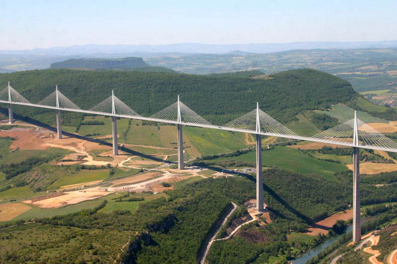 File:800pxviaducdemillau.jpg