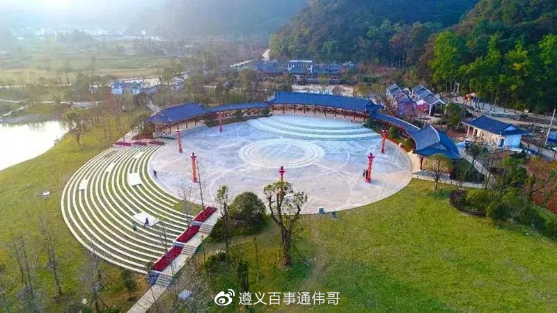 File:ShenquanguPlaza.jpg