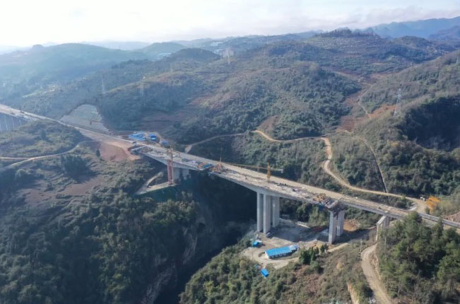 File:ShengtianReservoirAerial4.jpg
