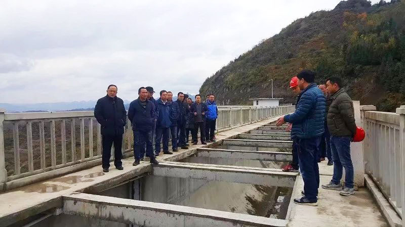 File:LongchangCrew.jpeg
