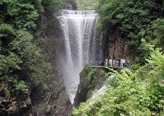 File:XianghuoyanValley.jpg