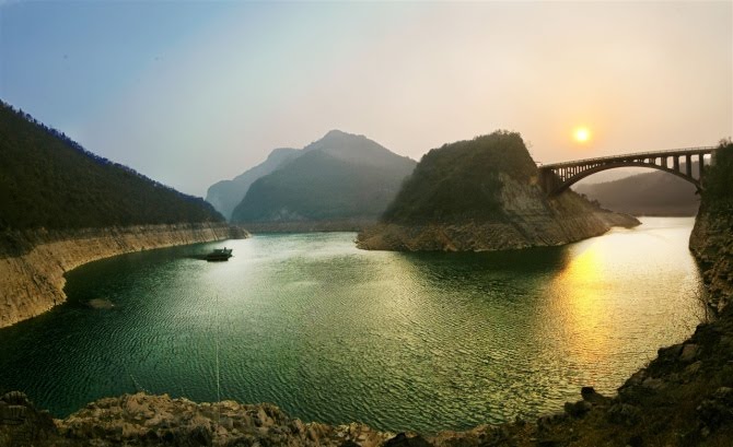 File:SanzhangshuiWujiangTribArch.jpg