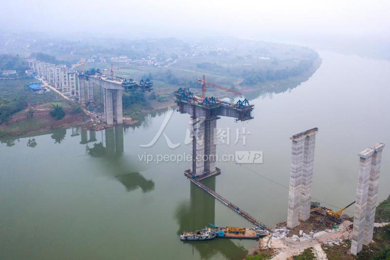 File:QujiangDalongConst3.jpg