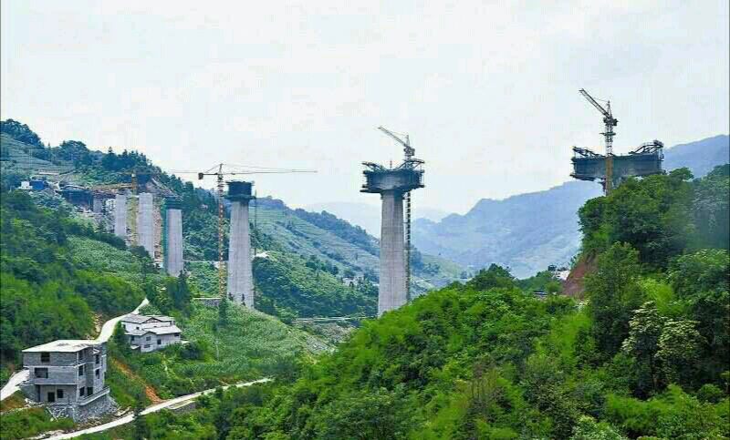 File:Nanguanghe railway 1.jpg
