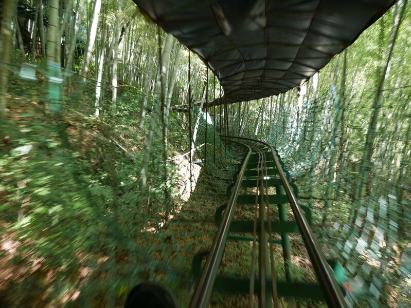 File:ShijiufengJingquiScenicAreaMountainCoaster27.JPG