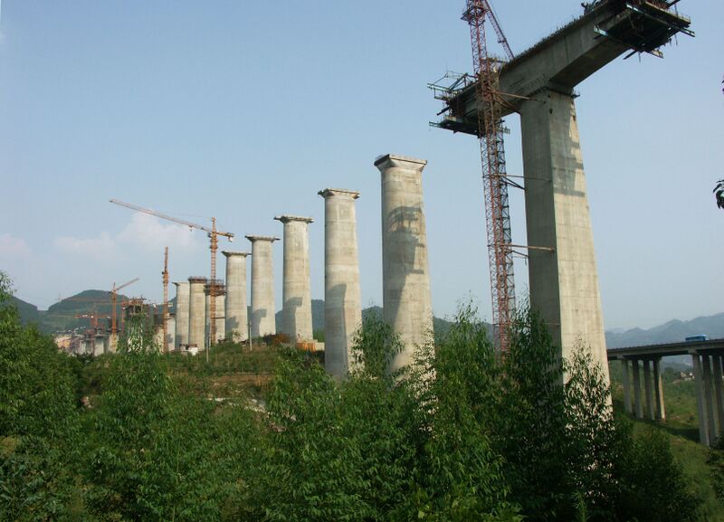 File:CaijiagouRailwayViaduct13.jpg