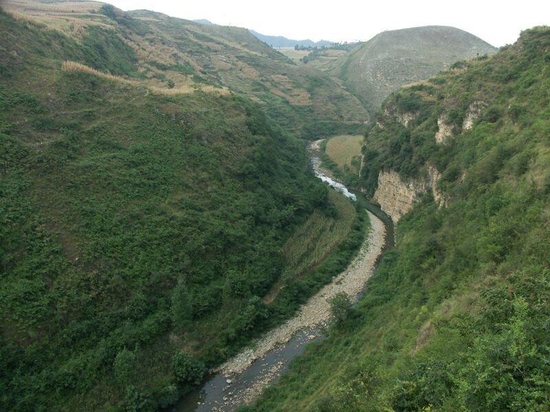 File:GuihuaBridgeValley.jpg