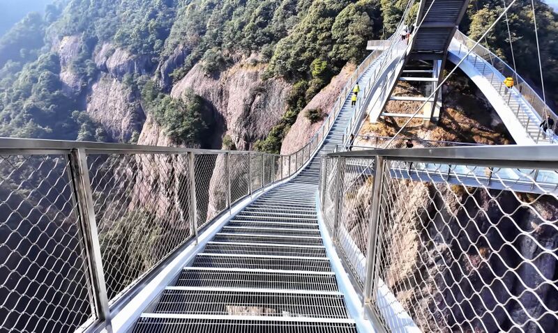 File:Ruyi GlassHighMeshSteps.jpg