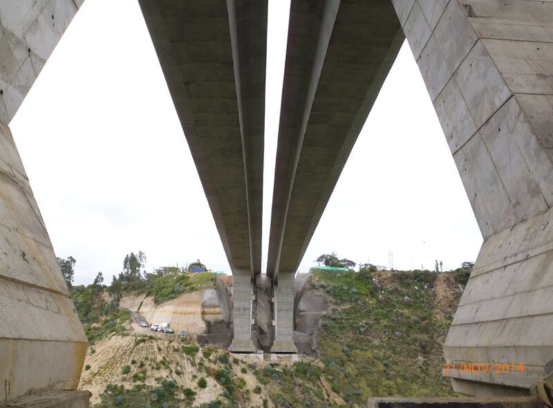 File:ChicheUnderdeck.JPG