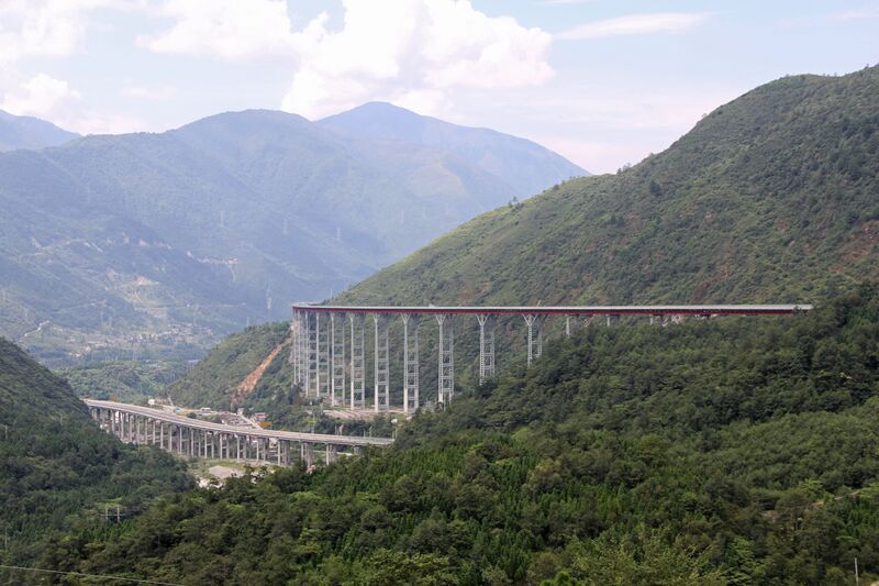 File:Ganhaizi&Mountains.jpg