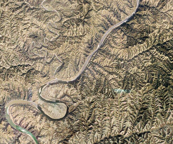 File:QingshiHuangheSatelliteImageWide.jpg