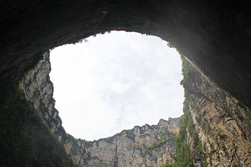 File:645Tiankeng48 copy.JPG