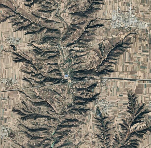 File:DayuheRailwaySatelliteWide.jpg