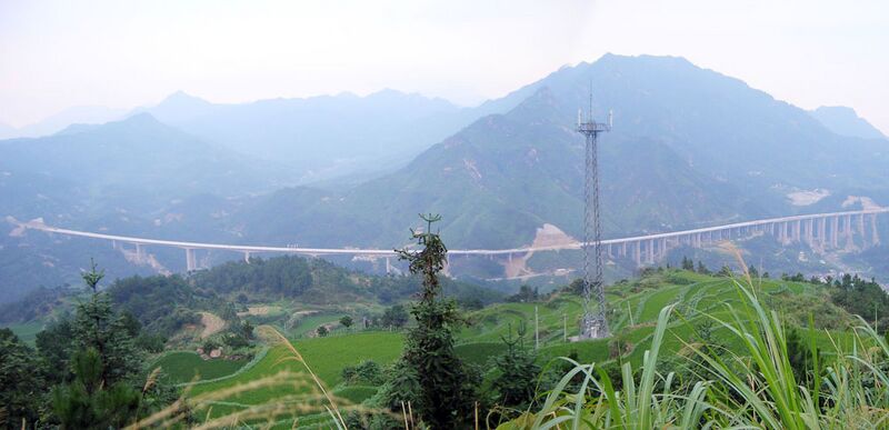 File:Hedong86mtrPier.jpg