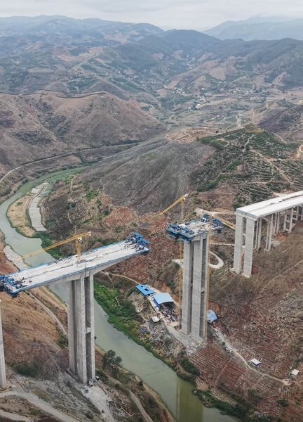 File:Nanpanjiang bridge MiyuFarDrone.jpg