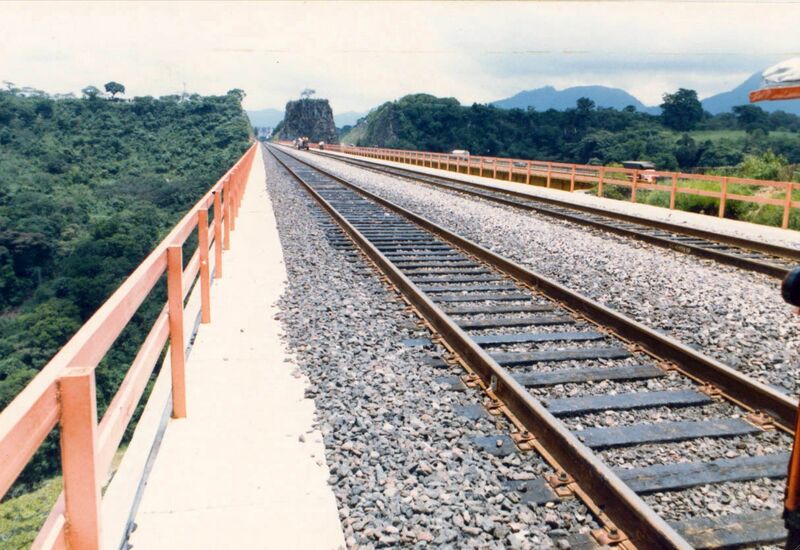 File:9MetlacRailwayBridge.jpg