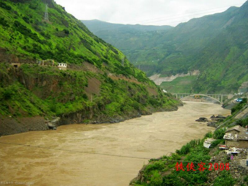 File:JinshajiangRiverView.jpg