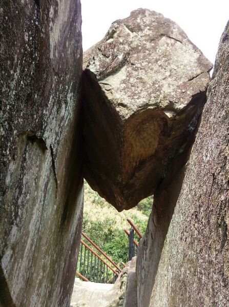 File:PinglaiBoulder.jpg