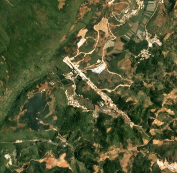 File:PulaheSatellite.jpg