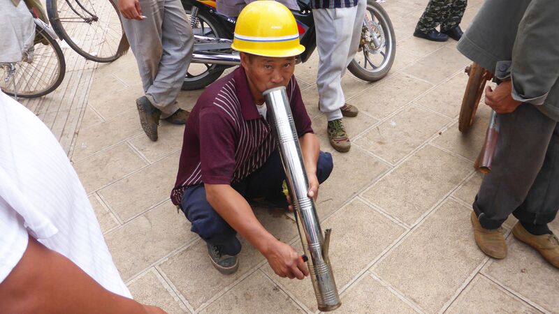 File:431YunnanSmokerByFilmer.jpg