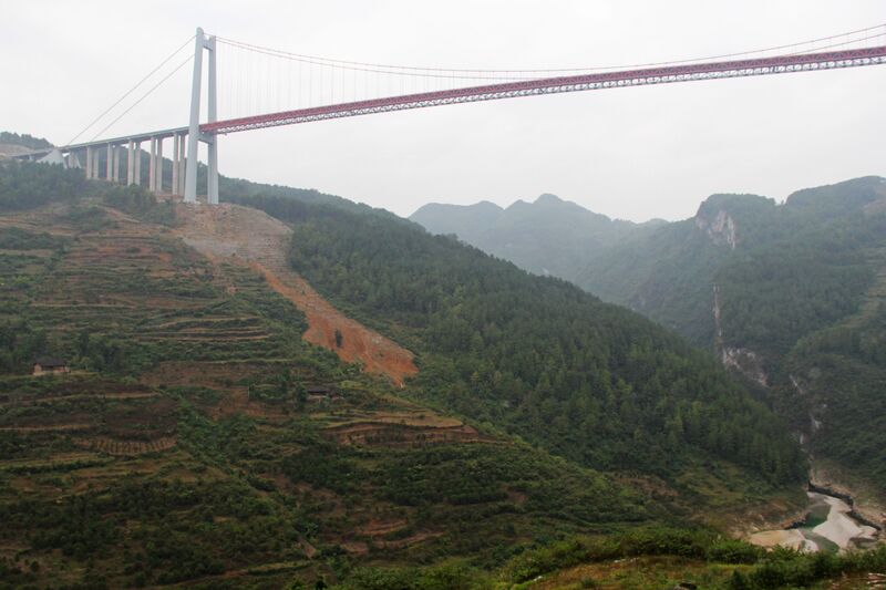 File:165QingshuiheFromEastSlope.jpg