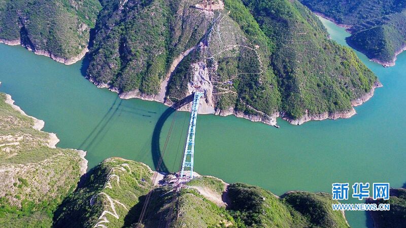 File:LuoheRailwayMenghuaDroneDownHigh.jpg