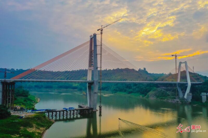 File:Qujiang Bridge Qingxikou8.jpeg