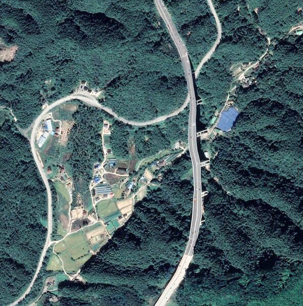 File:HoengseongSatellite.jpg