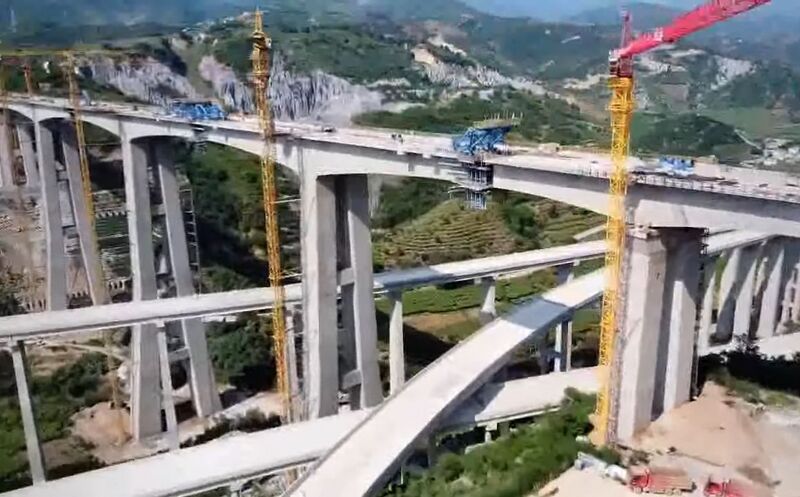 File:Nanxihe RailwayDrone14.jpg