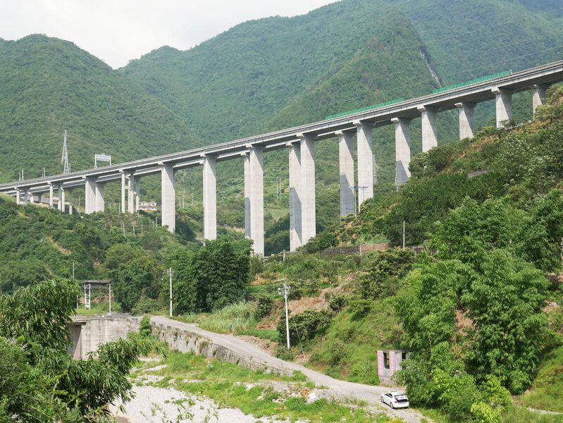 File:XiaopingViaduct.JPG