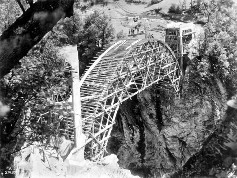 File:2VispConstruction.jpg