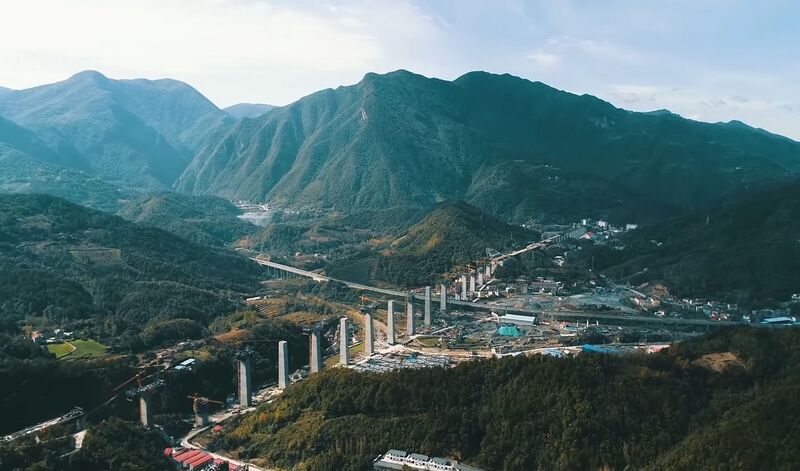 File:TianchiRailwayDrone5.jpg