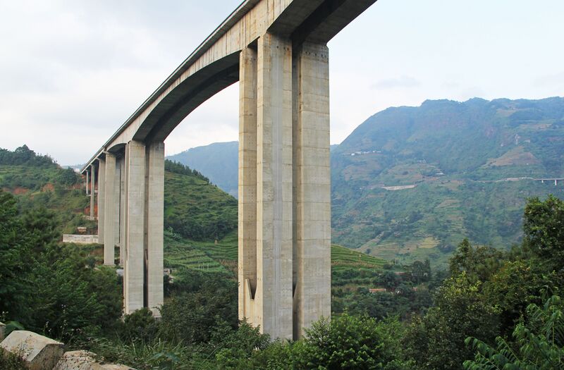 File:LongwangbaoFromBelowRoad.jpg