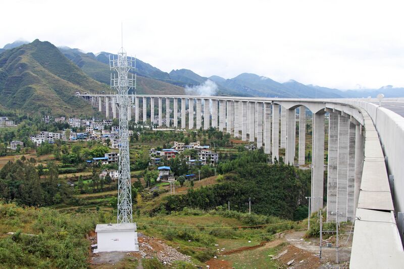 File:GuanlinCurve&Tower.jpg