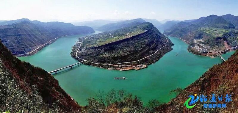 File:Jinshajiang Bridge Xinshi Area.jpg