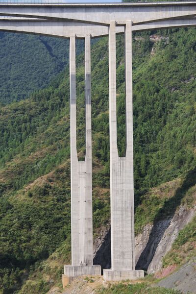 File:MahePiersSlope.JPG