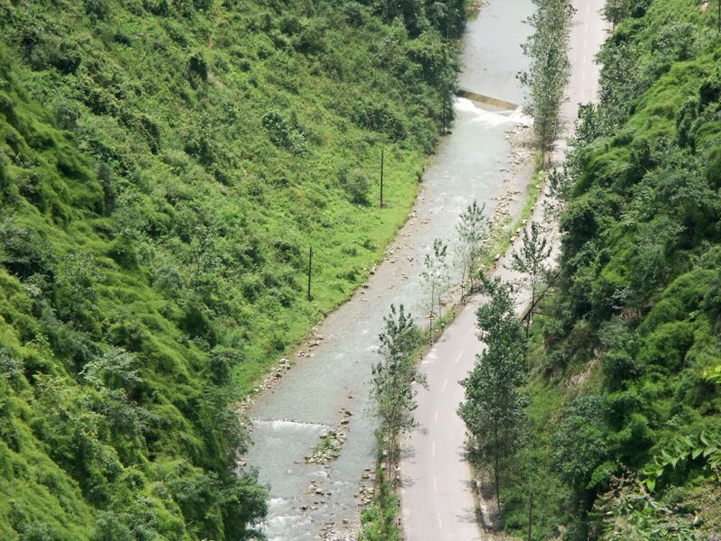 File:LiangchaheRiverLonglens.jpg