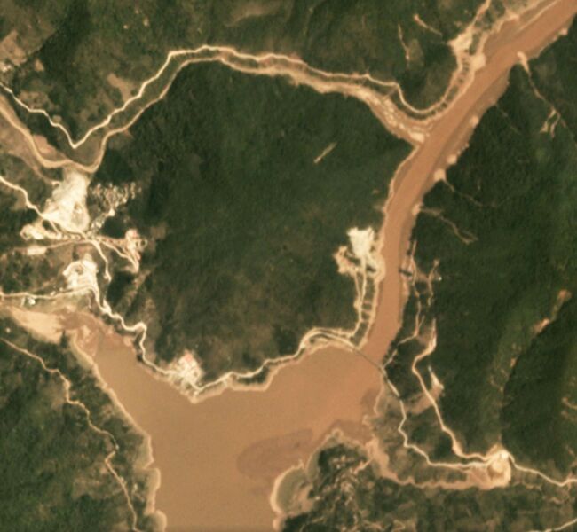 File:BabianjiangRailwaySatellite.jpg