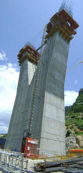 File:BaluarteBridge22.jpg