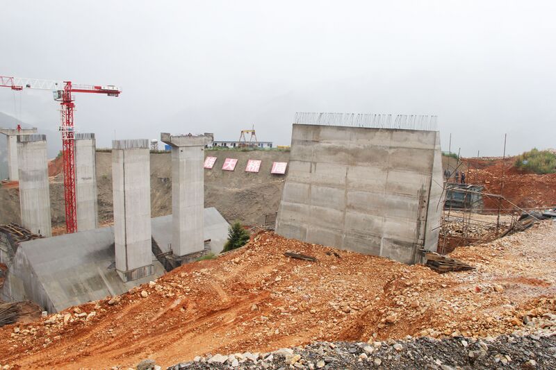 File:PuliWestEndOfBridge.jpg
