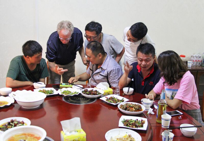 File:099DaxiaojingBridgeDinner copy.JPG